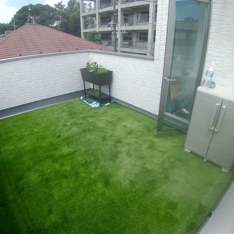 都内　屋上　ルーフバルコニー　人工芝施工事例